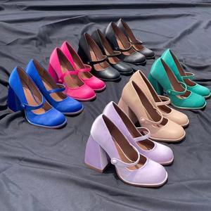 Zapatos de Tacón Grueso de Satén de 8.5cm para Mujer, con Punta Redonda y Tiras, Directo de Fábrica OEM - Product Image 4