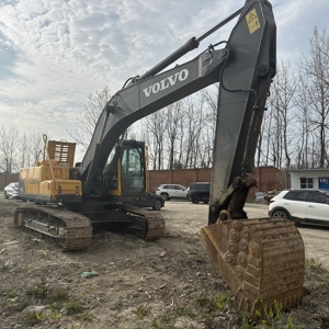 Excavatrice sur chenilles Volvo EC210DL d'occasion, 21 tonnes, modèle d'origine pour travaux de construction - Product Image 6