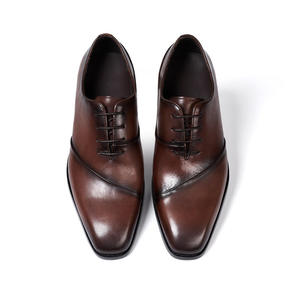 Chaussures habillées italiennes pour hommes - Nouvelles chaussures Oxford tendance à lacets en cuir de haute qualité pour affaires et soirées - Product Image 1