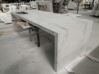Dalle de quartz gris de haute qualité de l'usine chinoise vente en gros de comptoir de cuisine en pierre artificielle au design moderne et dessus de table