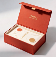 Boîte cadeau rigide à clapet personnalisée avec estampage à chaud de luxe, logo personnalisé, insert en velours pour emballage de bijoux, cosmétiques et parfums