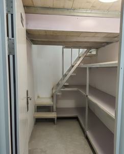 Exhibidor Metálico Resistente Personalizado con LED para Supermercados, Elegante Estante de Exhibición con Soporte TN, Protección Anticorrosión - Product Image 5