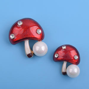 Enfants Imitation perle champignon émail broche broches épinglette bijoux pour mariage et fête pour vêtements sac chapeau cadeaux - Product Image 3