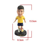 Figurine en résine personnalisée sculpture joueur de Football bobblehead modèle compétition sportive souvenir voiture mini décoration bricolage design artisanat