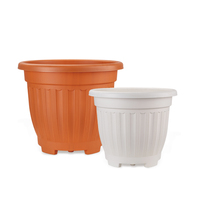 Pots de fleurs décoratifs de style romain de haute qualité pour l'intérieur et l'extérieur, avec trou de drainage, légers, durables, en matériau PP, 15-66L