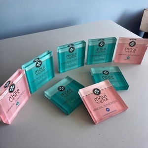 Custom Clear <span class=keywords><strong>Solid</strong></span> Acryl Kubus Blok 98% Transparantie Duurzaam Gegoten Acryl Kubus Blok Voor Weergave - Product Image 2