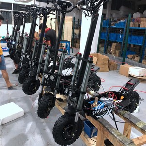 สกู๊ตเตอร์ไฟฟ้าพับได้ QS-109 60V สำหรับขับขี่ออฟโรด มอเตอร์คู่ 2400W โครงสร้างอลูมิเนียมอัลลอยด์ สำหรับผู้ใหญ่ พร้อมแบตเตอรี่ลิเธียม - Product Image 2