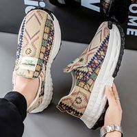 Nouvelles baskets décontractées pour hommes, vente directe usine, rehaussantes, à enfiler, respirantes, antidérapantes, résistantes à l'usure, chaussures de sport