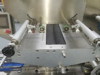 Couche pour bébé/adulte entièrement automatique, Machine d'emballage Horizontal, couche avec sac en plastique, formation automatique, remplissage, sac d'oreiller