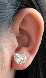Best Quality Moissanite Engagement Earrings For Women Designed For Engagement Ceremonies Wedding Functions For Sale - Product Image 5