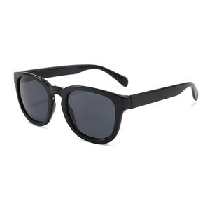 Gafas de Sol para Hombre, Montura Ovalada Negra, Lentes de PC con Protección UV400, Moda Deportiva para Exteriores, Pesca, Transmisión en Vivo, Hechas en Wenzhou - Product Image 5
