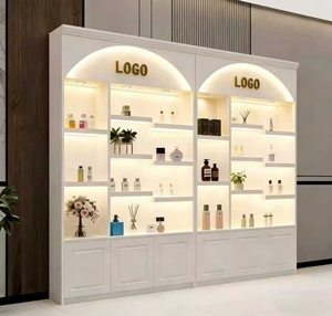 Mueble Moderno de Madera para Exhibición de Cosméticos, Estante Ajustable para Salón de Belleza, Peluquería y Uñas, con Múltiples Espacios de Almacenamiento - Product Image 1