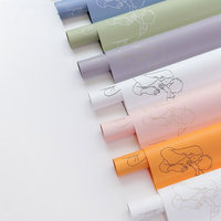 Papier d'emballage pour fleurs imperméable bicolore, film d'emballage pour bouquet floral double face pour les fournitures d'emballage de cadeaux pour fleuristes