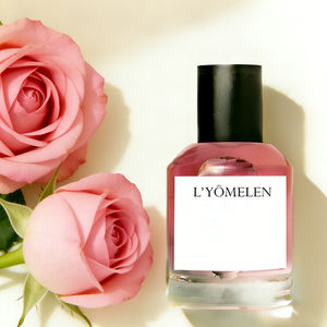 L'YOMELEN Parfum en spray longue durée de luxe moderne, formule florale naturelle de haute qualité, parfum de rose poudrée, respectueux de l'environnement - Product Image 1