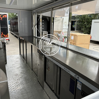 Camion alimentaire carré de 4m/13ft Livraison rapide Remorque alimentaire mobile avec plaque chauffante Friteuse Congélateur Cuisine commerciale portable