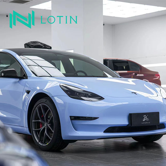 Macarrón azul bebé