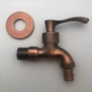 क्लासिक रसोई स्टेनलेस स्टील दीवार-घुड़सवार एकल हैंडल नल उज्ज्वल क्रोम प्लेटिंग विस्तारित मॉप पूल 4-बिंदु ठंडे पानी - Product Image 4