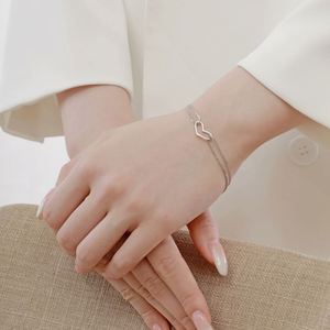Bracelet Dylam personnalisé en forme de petit cœur, en argent sterling 925, chaîne fine pour femmes et adolescentes - Product Image 2