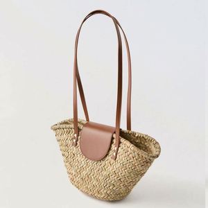 Summer New Natural Straw Bag <b>Small</b> Women Seagrass Beach Shoulder Bag With PU Leather Cover - Product Image 4