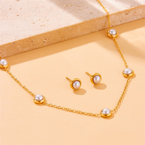 European American Fashion Pearl Jewelry <b>Set</b> Gold Chain Round Bezel Setting Women's Everyday Wear Necklace <b>Bracelet</b> Earrings - Product Image 2