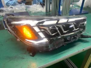 Nuelead 1 Par de Faros Delanteros LED de 12V para Hilux 2021-2024, Luces Secuenciales de 6000 Lúmenes y 4000K - Product Image 3