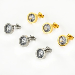 1 par de pendientes redondos de acero inoxidable con circonita cúbica, plata, oro, hipoalergénicos, minimalistas, joyería de diamantes, regalo para mujeres y hombres - Product Image 1