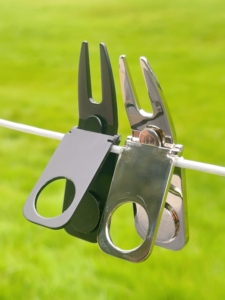 Offre Spéciale : Outil de réparation de divots de <span class=keywords><strong>golf</strong></span> magnétique <span class=keywords><strong>4</strong></span>-en-1 robuste et durable avec marqueur de balle, style sportif, en acier souple – Vente en gros pour fabricants - Product Image 1