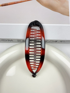 BELLEWORLD Pince banane en forme de poisson 14cm pince à cheveux tortue noire pince à queue de cheval peigne bouclé griffe à cheveux cheveux épais cheveux - Product Image 4