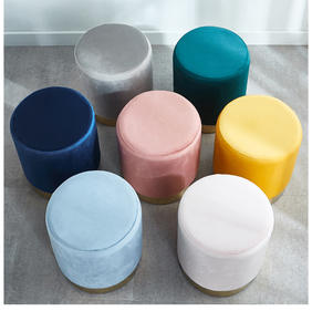 การผลิตเบาะที่นั่งที่ทันสมัยม้านั่งเก็บเท้าในร่มบ้านหรูหราห้องนอนรอบออตโตมันกำมะหยี่ฐานโลหะออตโตมัน Pouf - Product Image 5