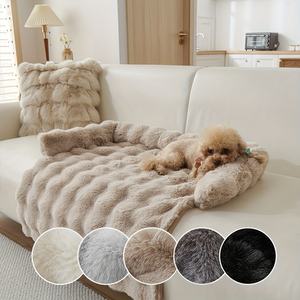 Invierno cómodo perro mascota burbuja Imitación Piel de conejo cama para mascotas engrosada cálida antideslizante suave almohadilla para mascotas gato cama para perros - Product Image 1