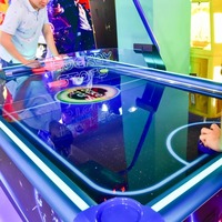 Équipement de jeu d'arcade de hockey sur air multijoueur à pièces, qualité commerciale, haute performance avec spécifications de tournoi