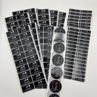 Autocollant de logo personnalisé Papier synthétique en PVC imperméable vinyle adhésif Rouleau imprimé personnalisé Feuilles de parfum cosmétique Logo de marque en cercle