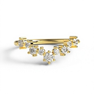 Bague de mariage unique en or plaqué 18K 14K avec diamant de laboratoire taille brillant rond gradué, motif chevron, en forme de V, pour superposition et contour - Product Image 1