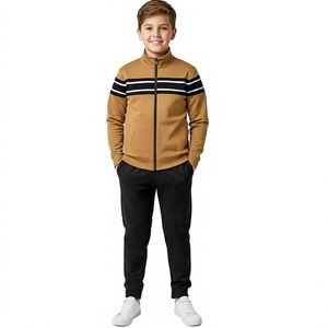 Conjunto Deportivo con Capucha para Niños, Traje de Felpa Premium, Fabricante de Marca Privada, Traje para Correr para Niños, Ropa Deportiva Infantil - Product Image 3