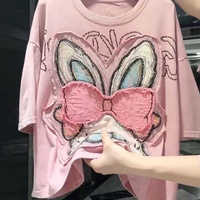 Camiseta de poliéster de manga corta con estampado de anime y dibujos animados, estilo patchwork, talla grande, resistente, para mujer, estilo nuevo de verano 2026, holgada y adelgazante