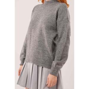 Pull en tricot anthracite minimaliste pour femme, col côtelé, 14 Gg, anti-boulochage, 320 grammes - Product Image 4