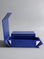 Boîte cadeau magnétique pliable en carton rigide avec logo personnalisé et pelliculage mat pour vêtements