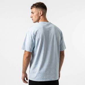 Camiseta Oversize de Algodón 220 GSM con Hombros Caídos, Estilo Urbano, Diseño Gráfico con Pedrería, Corte Boxy y Peso Pesado - Product Image 2