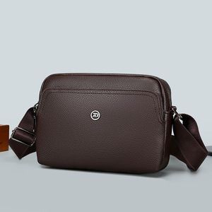 Sacs à bandoulière pour hommes en cuir PU personnalisé, sacs bandoulière en cuir tanné végétal, petits sacs messager en cuir de vachette tendance - Product Image 4