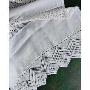 Colección de mantelería y cortinas Daniele F. Linens and Filet - Product Image 2