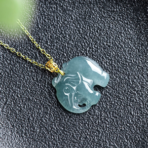 จี้หยกเจไดต์แท้เกรดเอสีน้ำเงินรูปช้าง ประดับทองคำ 18K พร้อมสร้อยหยกเกรดน้ำแข็ง - Product Image 5