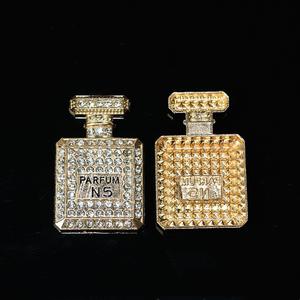 Chique Lipstick Sexy Lip Simulatie Merktas Parfumfles Hart Telefoonhoesje Charm DIY Crafts Deco Accessoires - Product Image 2