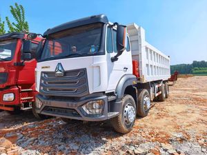 HOWO Heavy Duty Mining <b>Dump</b> <b>Truck</b> 8x4 380HP NX Cab Euro 2 Emission Left Steering Manual AC Front Lifting Tipper - Product Image 6
