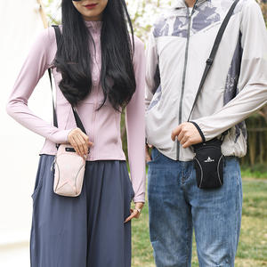 Sac de bras étanche personnalisé pour homme et femme, idéal pour le sport, la course à pied, le fitness et les activités de plein air - Product Image 4