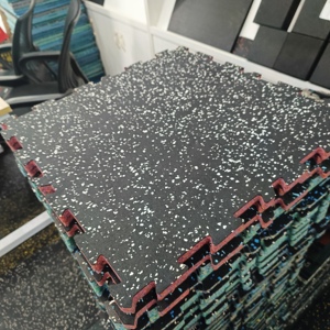 Cao Su Tinh Khiết Kẹo Cao Su 50*50*25Mm EPDM Sàn Mat 60Cm Sàn Cao Su Mat Cho Phòng Tập Thể Dục Và Chụp Phạm Vi Bọt Câu Đố Gạch - Product Image 2