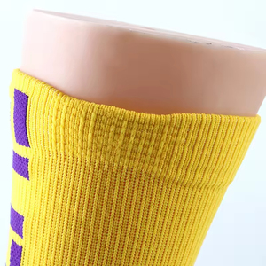 Chaussettes de basketball personnalisées de haute qualité pour hommes, chaussettes de sport, chaussettes mi-mollet, chaussettes athlétiques à fond éponge pour hommes et femmes, design personnalisé - Product Image 6