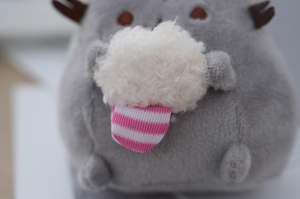 Portachiavi Peluche Gatto <span class=keywords><strong>Pusheen</strong></span> 12cm, Mascotte Cartoon <span class=keywords><strong>Pusheen</strong></span>, Animali di Peluche Morbidi, Ciondolo Decorativo per Regali ai Bambini - Product Image 4