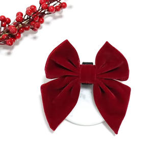Fornitore di Accessori per Animali Domestici, Lussuoso Papillon Rosso Verde in Finta Pelle Scamosciata per Cani, Accessori Personalizzati in Velluto per Gatti e Cani - Product Image 1