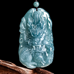 Pendentif dragon d'eau bleu en jade naturel authentique au style imposant. Jade de qualité supérieure de grande taille. Pendentif dragon du zodiaque pour homme. - Product Image 2