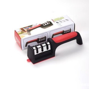 <span class=keywords><strong>Prix</strong></span> bas en gros Offre Spéciale 3 étape <span class=keywords><strong>aiguiseur</strong></span> de couteau en acier au tungstène <span class=keywords><strong>aiguiseur</strong></span> de ciseaux en acier inoxydable <span class=keywords><strong>aiguiseur</strong></span> de couteau de cuisine - Product Image 1